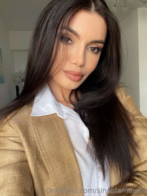 Does the office suit fit me? 🤔