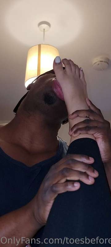 Traveled 2 hours to see @miss_asian_feet They were so so wor.. 6