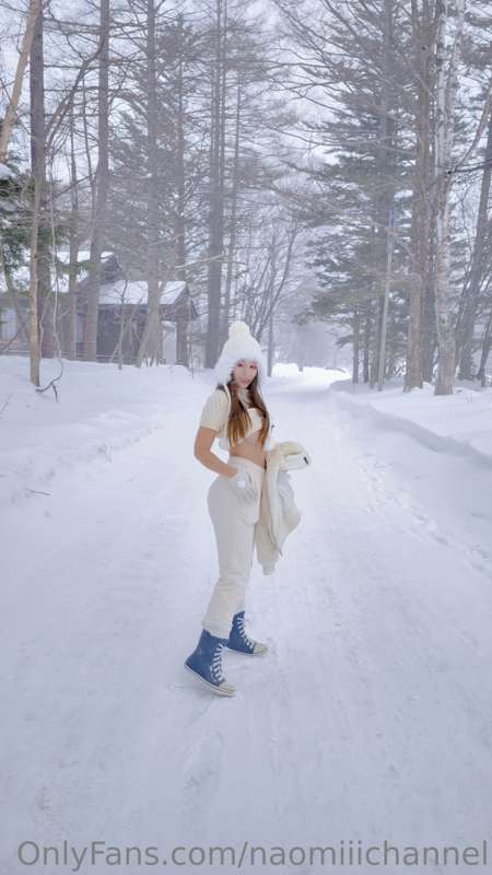 Outdoor Photos that appeared in the trip video✈️☃️🔞
旅行動画に登場し.. 5