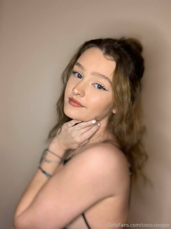 This British slut with the fat ass just hit the top 1.2% @pr.. 2