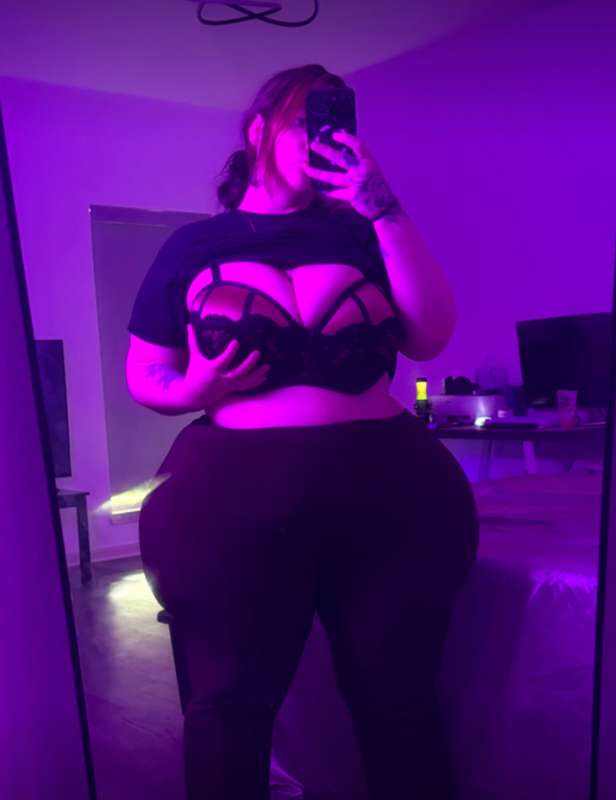 Curves? I got PLENTY💅