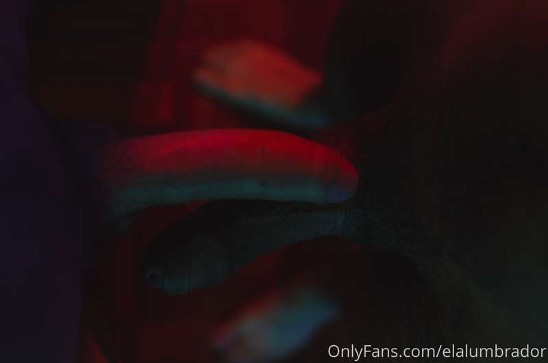 close up of our dicks. the thickest dick is @petiso000