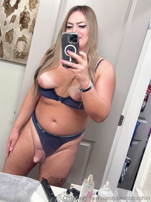 Come and drain mommy. 😌 1