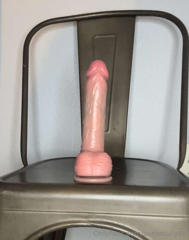 For you new subscribers who didn’t get the hot vid in your D..