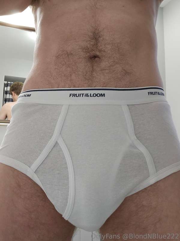 Tight whiteys for sale 🩲
DM me to take our relationship to t.. 3