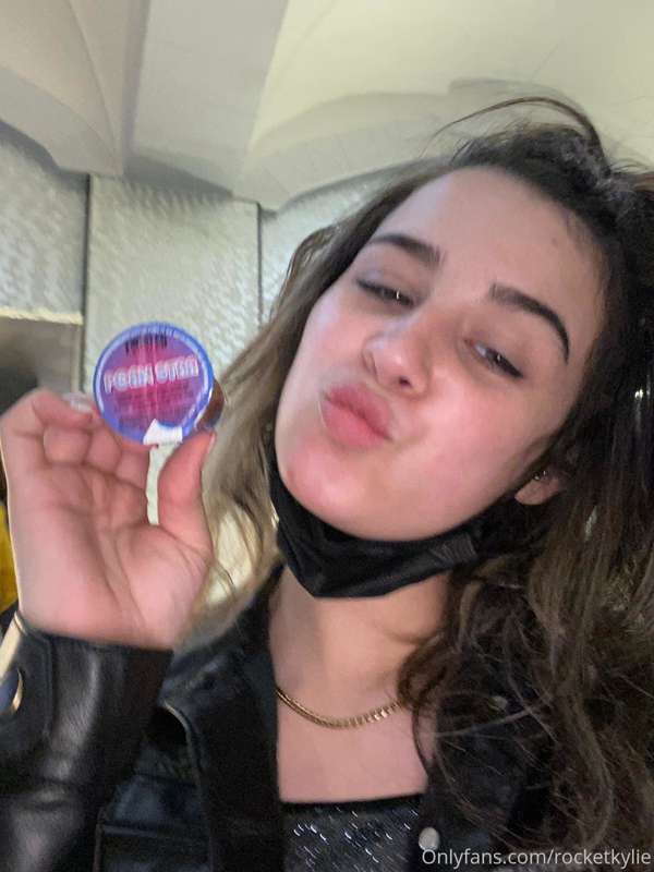 Hope everyone has a good weekend 🚀😘 1