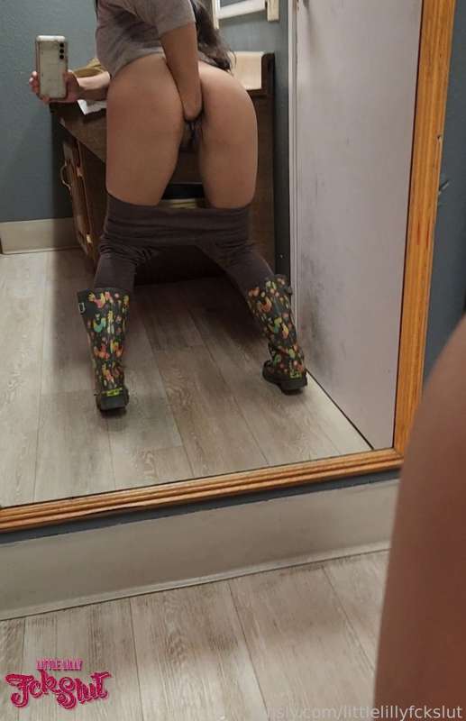 Littlelillyfckslut - Fansly - 24 Jan, 2023