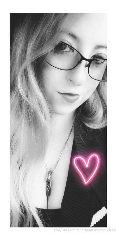 Took some birthday selfies today. Let me know if you want to.. 4
