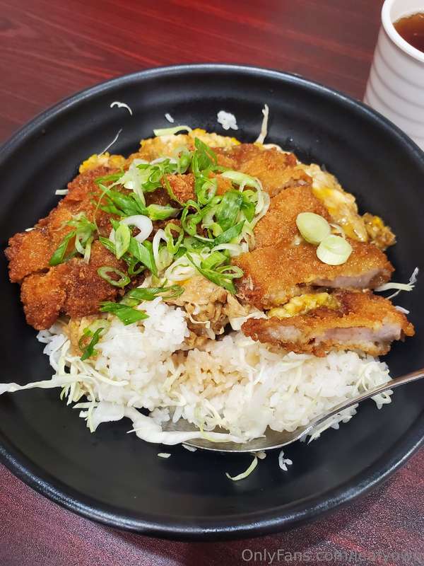 Pork Katsu, Chicken Katsu, Lemongrass Chicken, Smoothies 1