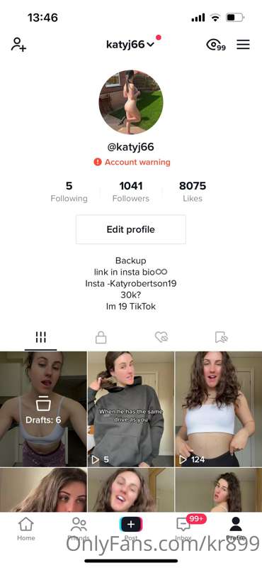 Can everyone go follow these I go live on there 🤩😈