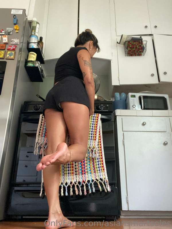 what are you cooking for dinner? i have something for desser..