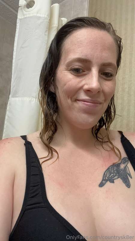 No make up fresh out shower 1