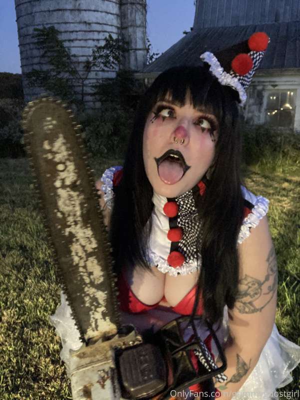 Even more fun in the dark 🤡 2