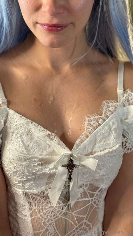 If you haven’t seen this little corpse bride get a load spra.. 2