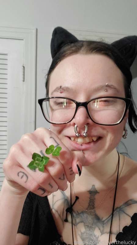 Cloverthelucky - Fansly - 12 May, 2025 5