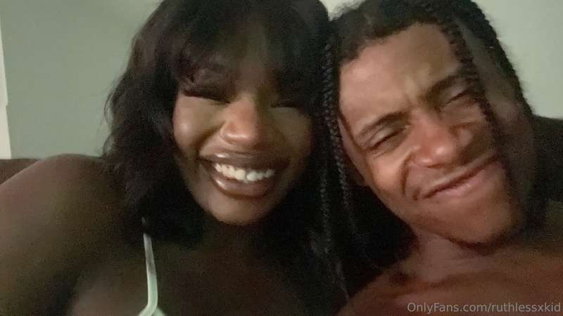 beautiful chocolate queen May came over & let me violate her.. 1