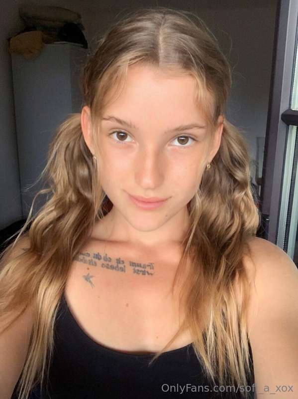 *LIVE SEXTING* Cutie 😇 @mini.yana 🟢ONLINE NOW🟢 You won't reg..