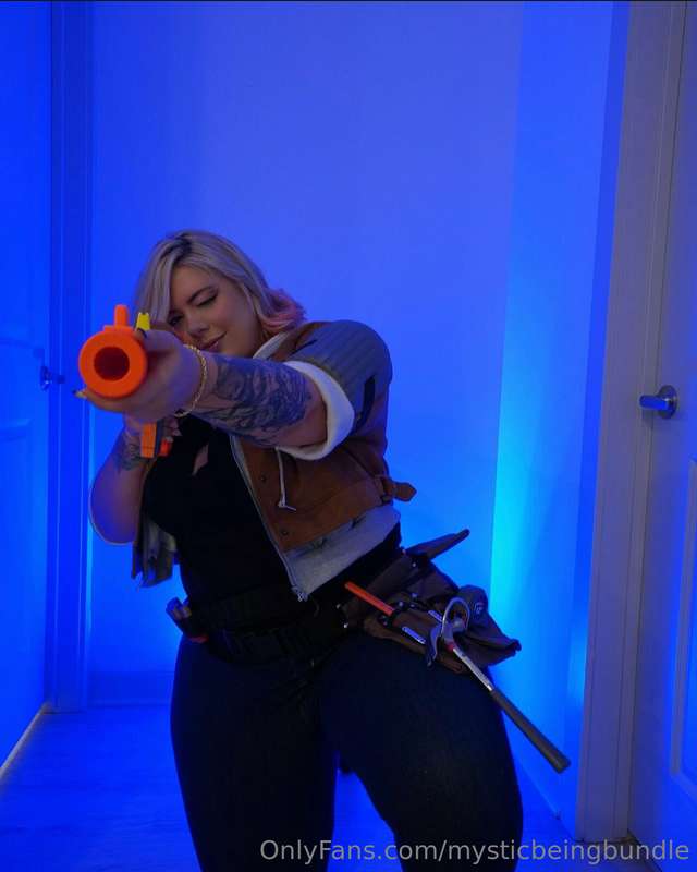penny from fornite for day 27 of 31 days of halloween 🎃 3