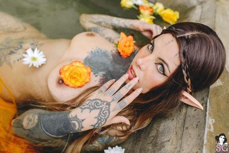Float away with @marjo_sg in her #setoftheday, Ethereal Beau.. 37