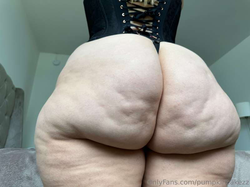 Pumpkincakezz - Onlyfans - 06 Apr, 2024