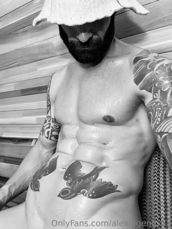 free 4 all pics of me part 1! ;-) 12