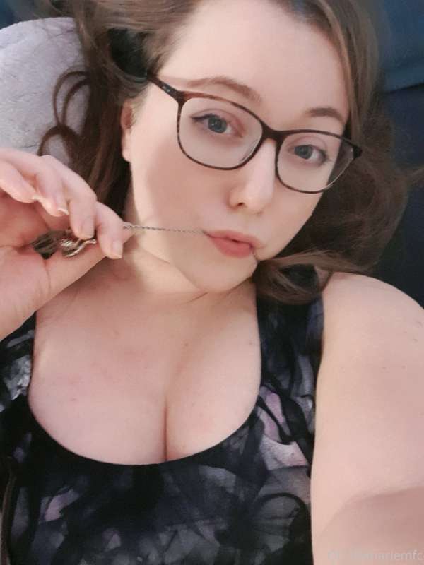 Late night glasses selfies 4