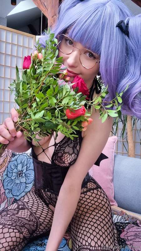 Milaazulfree - Onlyfans - 02 Apr, 2025
