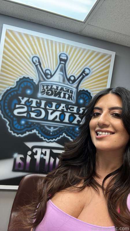 Saraharabic - Fansly - 19 May, 2024 157