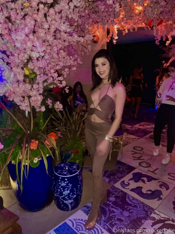 LAST NIGHT WAS MAGICAL 😍😍 4