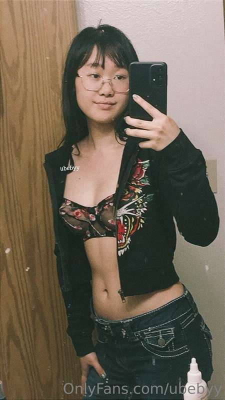 Got a new jacket and some new lingerie ;3 5
