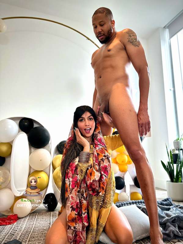 I hope my husband doesn't find outft. @johnlegendary 
