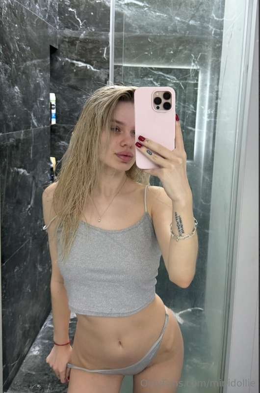 💞Hello, I’m Sylvia @sylwia_laly, 🥰 I’m 20, and between lectu..