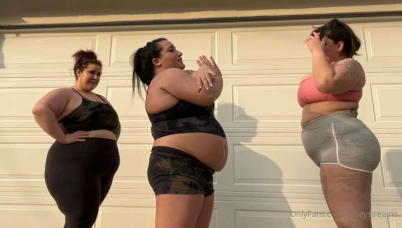***WORK OUT FAIL*** NEW VIDEO with @laurenlushylush  & @bell.. 4
