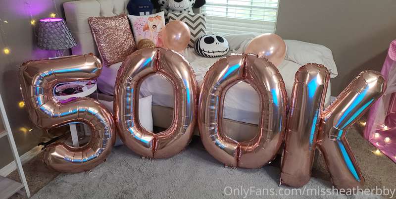 I made it to 500K followers on Chaturbate last night :D So, .. 7