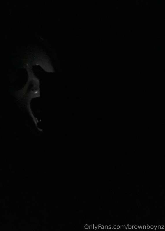Midnight Peak a boo , now come serve your master 🔪 5