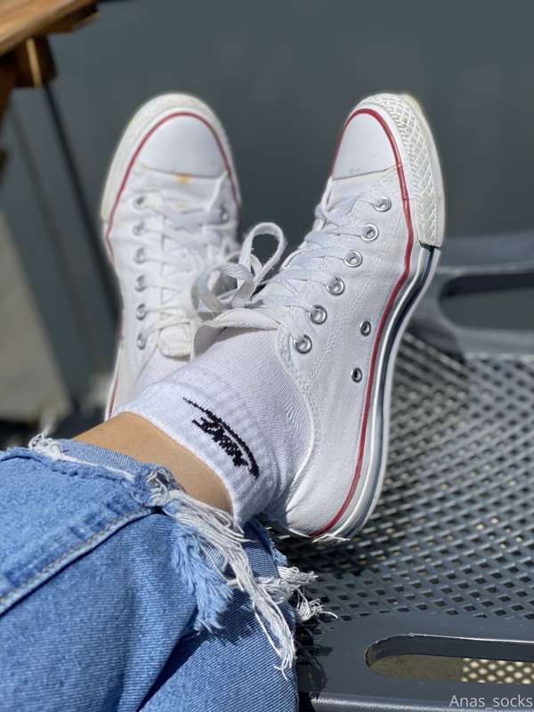 Converses and NIKE socks 🧦 Enjoy the view 🧦💦😉