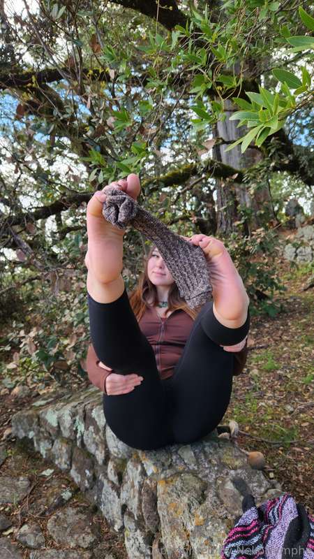 Yoga pants and soles set  24