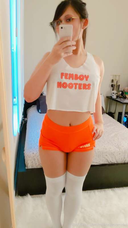 i really want to squat on some cock :( 23