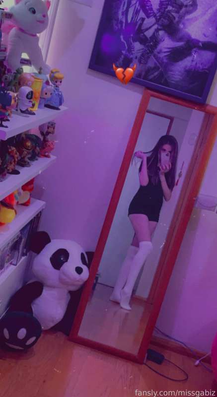 Missgabiz - Fansly - 28 Dec, 2021