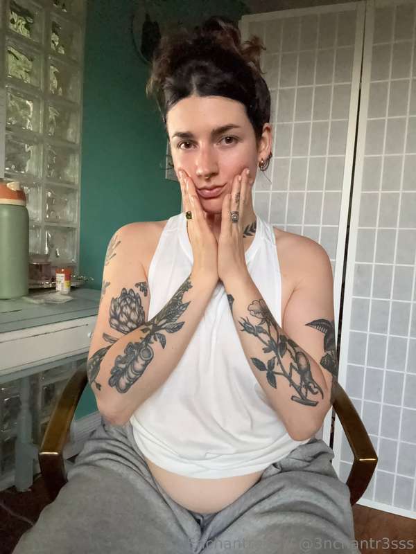 😳