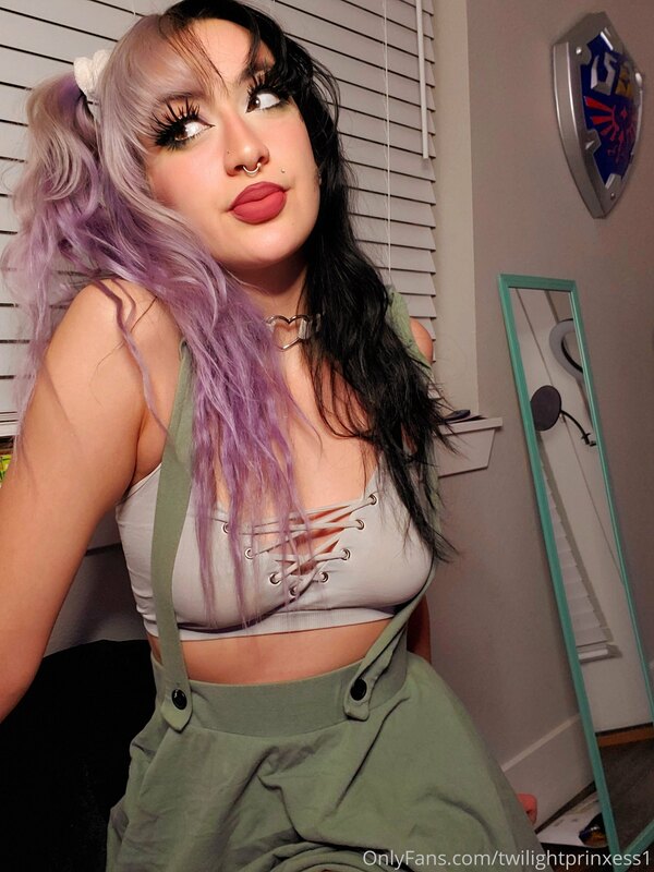 Full set will be on my paid page? 4