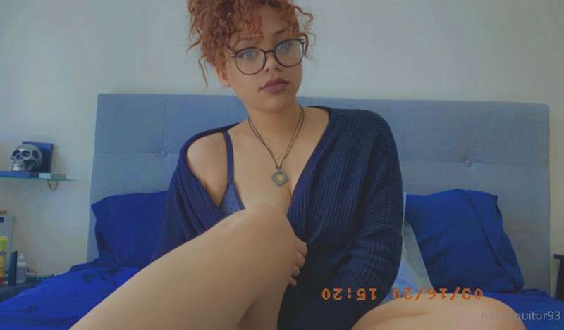 I kinda want to dye my hair this color again. Can you believ..