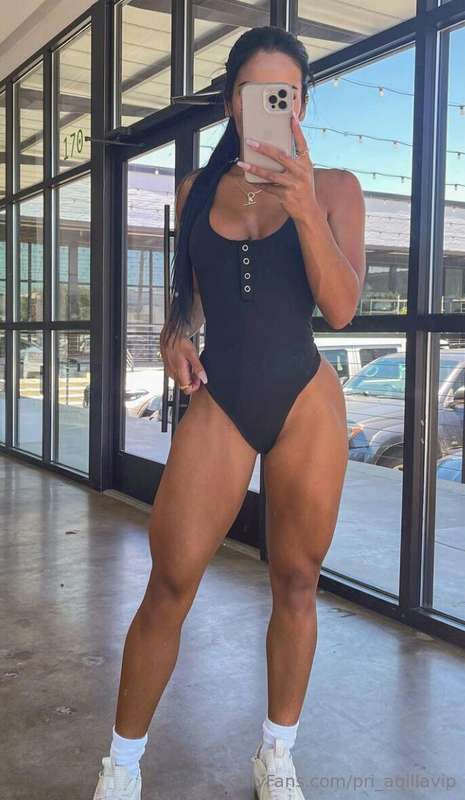 STRONG 💪