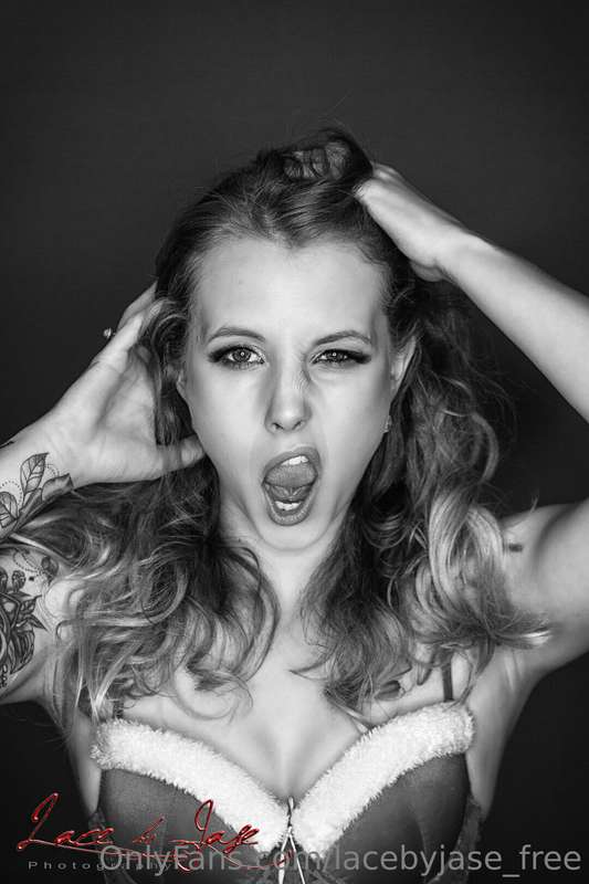 Free Set. 8 Images. 2