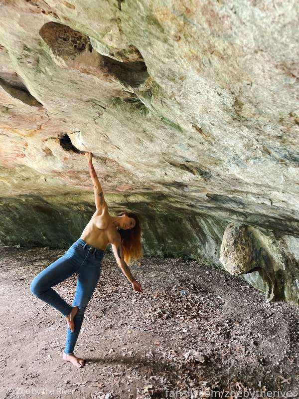 Zoebytheriver - Fansly - 12 Sep, 2021