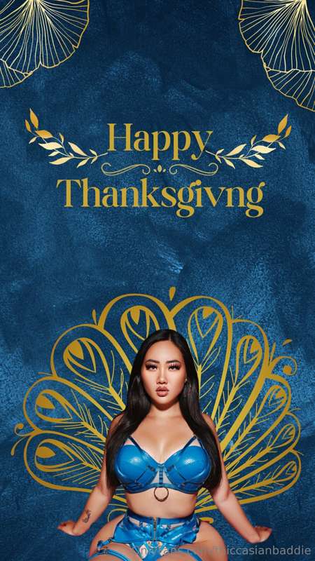 Gobble gobble, enjoy this thicc booty wobble 🦃🍑

What are yo..