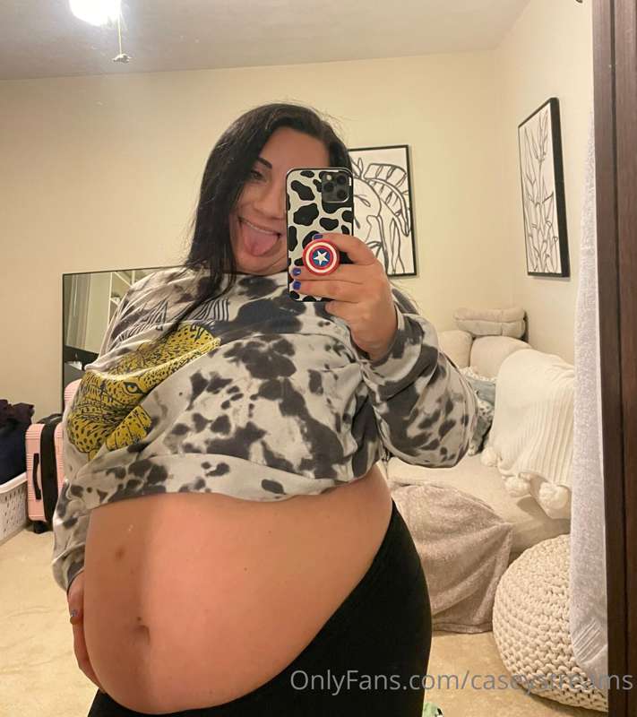 A very tired fatty at the end of a VERY long work day. DMs a..
