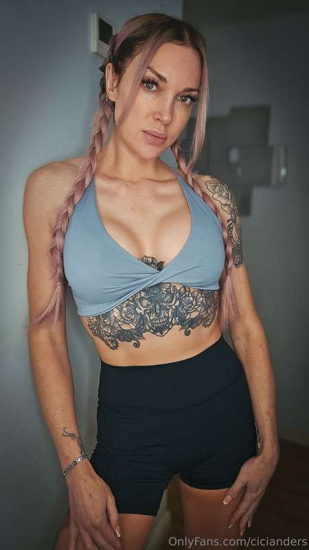 Do you like gym girls?? 3