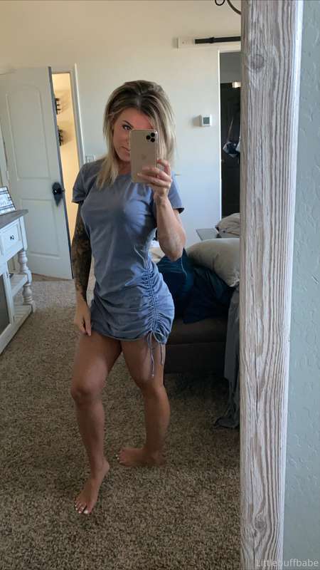 Forgot to post this today... I love this dress 😍 I got It in..