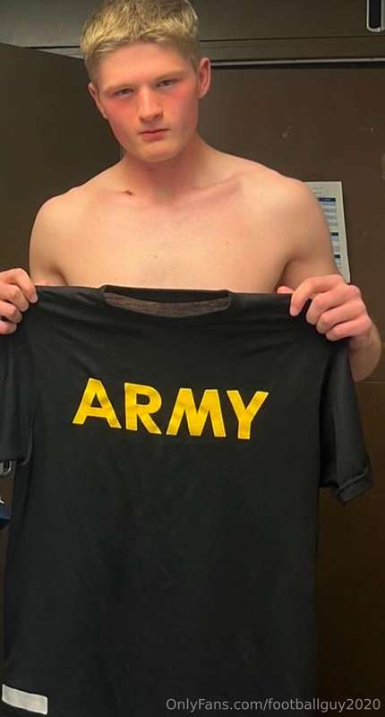 Some hot candid shots of my buddies and fellow soldiers! 3